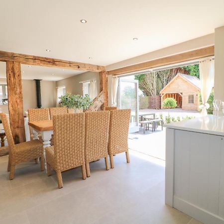 Upper Barn Villa Stafford Dış mekan fotoğraf