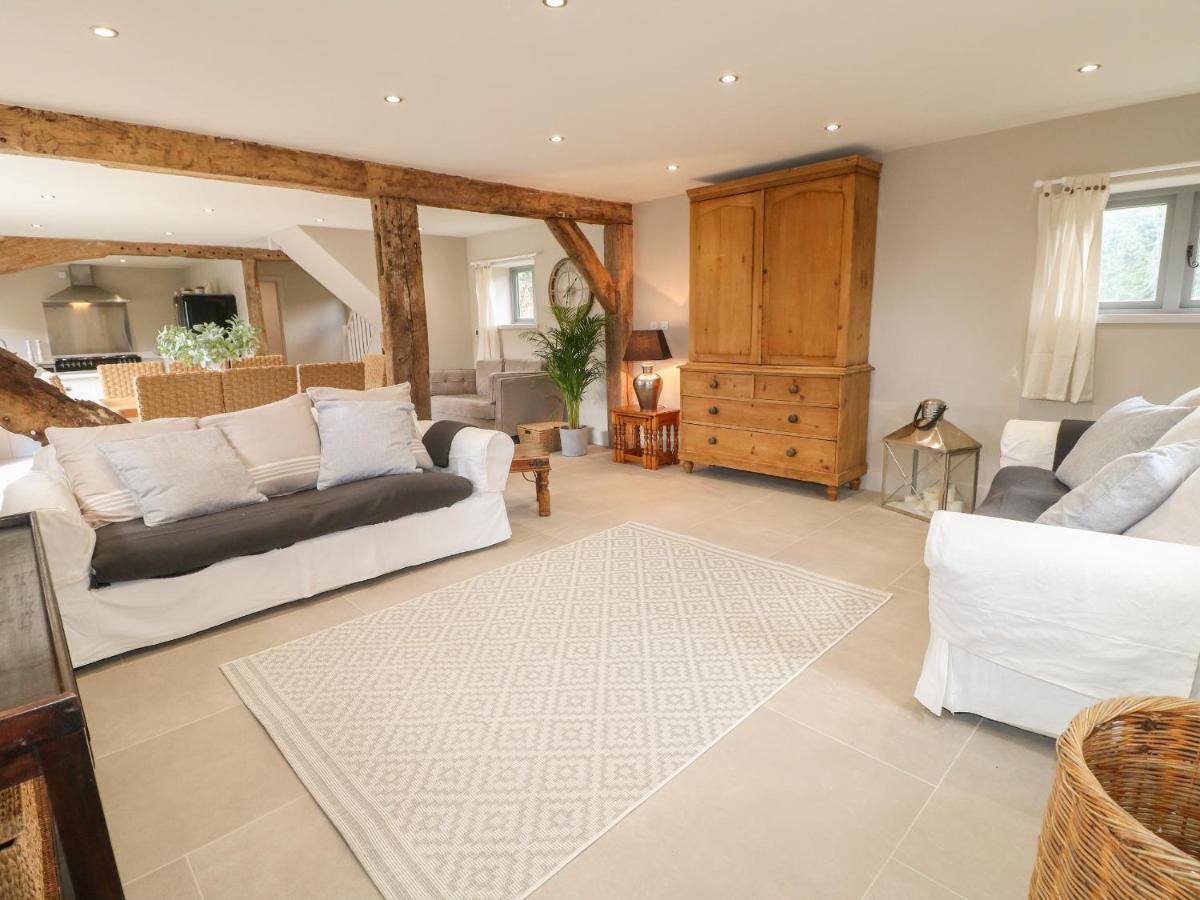 Upper Barn Villa Stafford Dış mekan fotoğraf