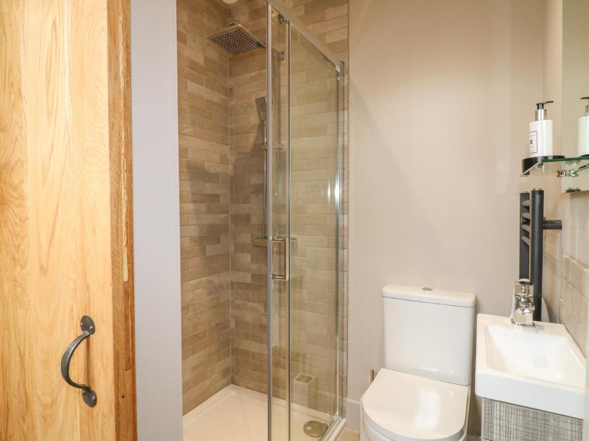 Upper Barn Villa Stafford Dış mekan fotoğraf