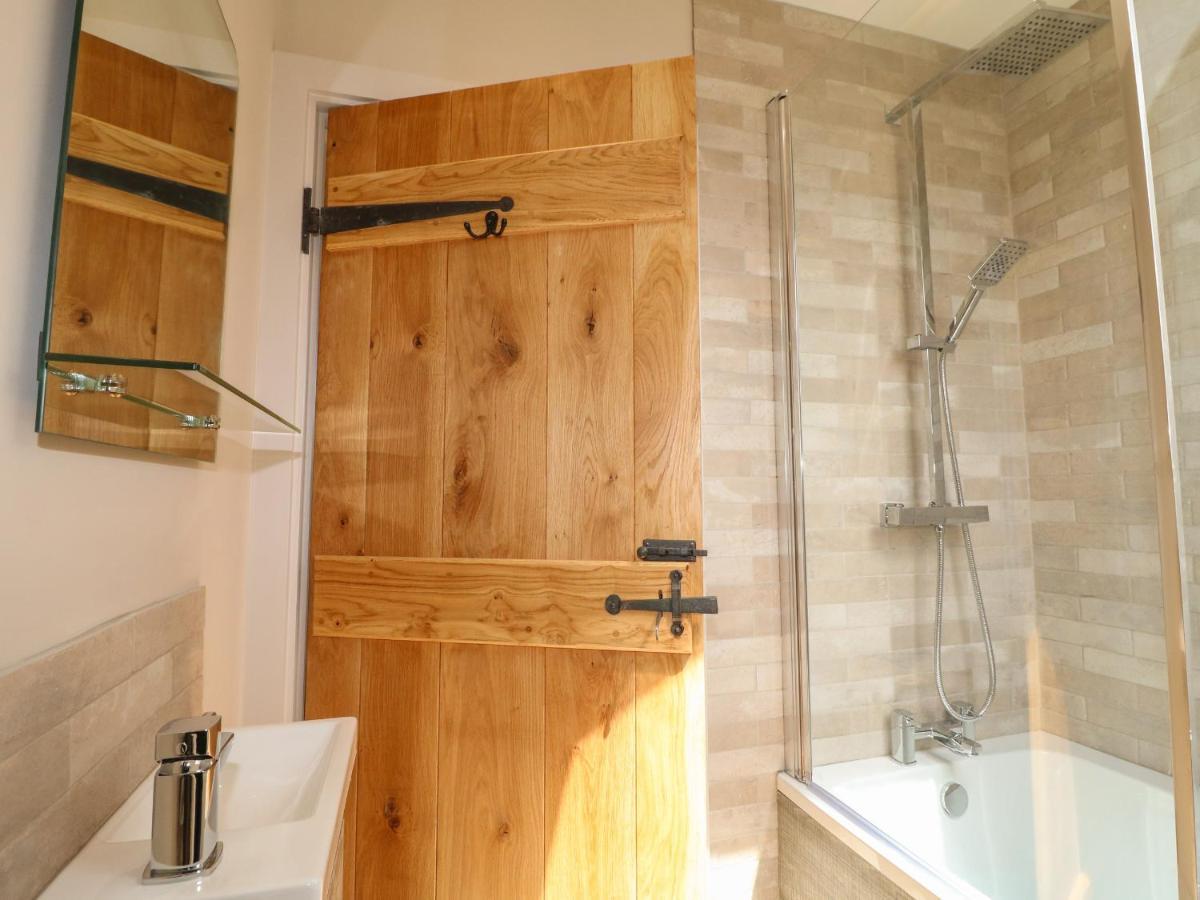 Upper Barn Villa Stafford Dış mekan fotoğraf