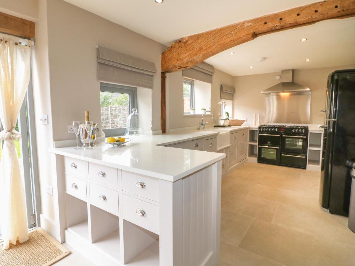 Upper Barn Villa Stafford Dış mekan fotoğraf